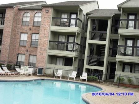 Sunrise at Atascocita Apartments - Pool View